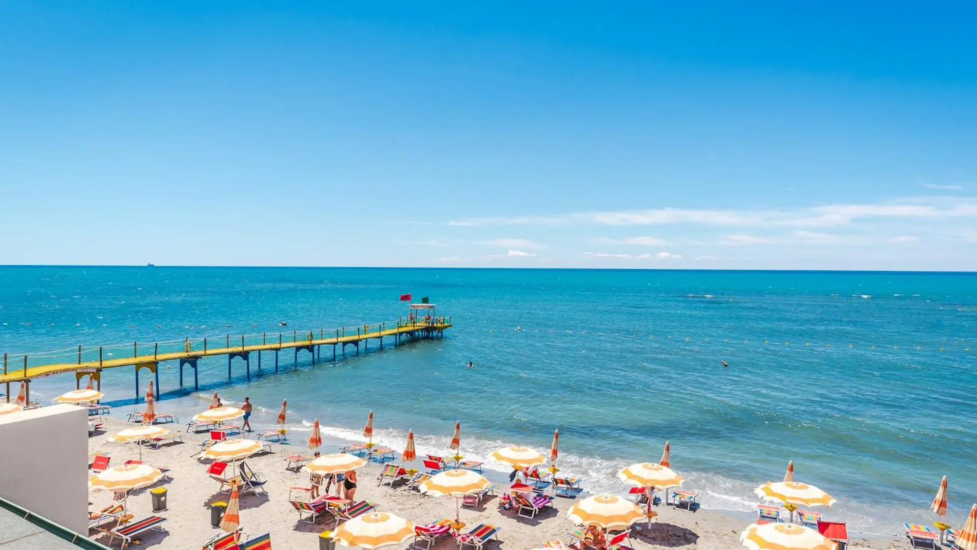 Aragosta Hotel Durrës