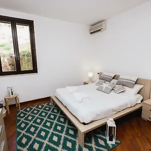  Casa vacanze Luminhouse Limone Italia